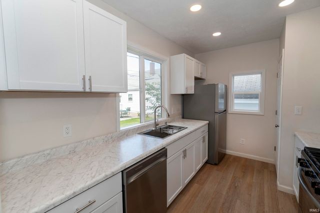 111 Campbell Street, Mishawaka, IN 46544