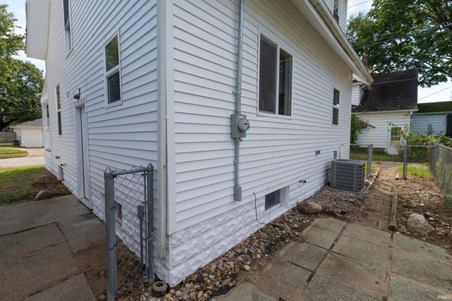 111 Campbell Street, Mishawaka, IN 46544