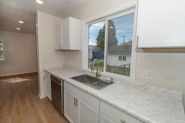 111 Campbell Street, Mishawaka, IN 46544
