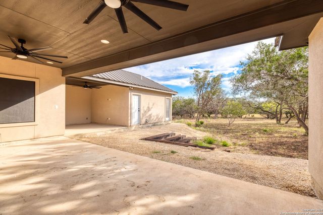 822 Mountain Valley, Concan, TX 78838