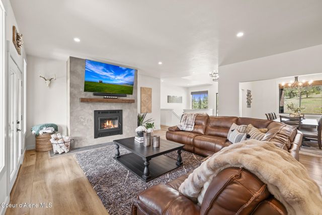 18568 W Heavens Gate RD, Post Falls, ID 83854