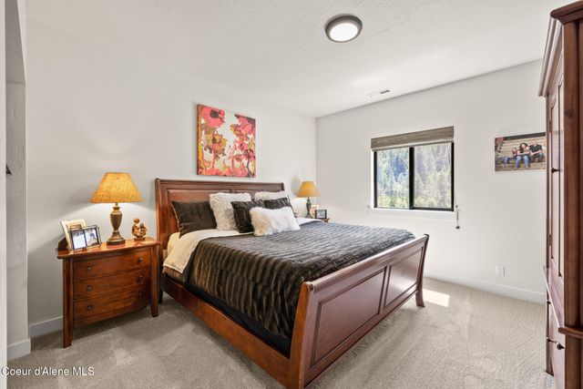 18568 W Heavens Gate RD, Post Falls, ID 83854