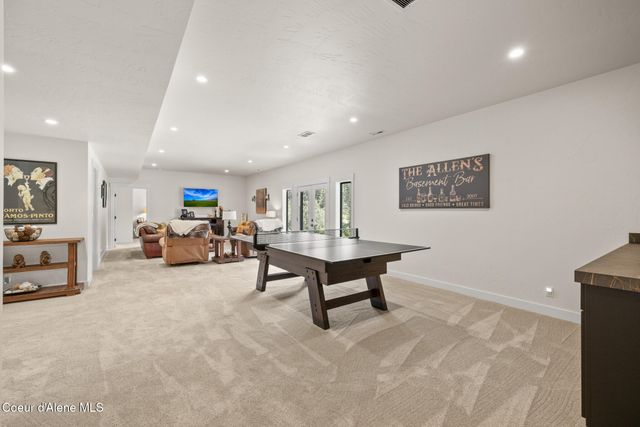 18568 W Heavens Gate RD, Post Falls, ID 83854