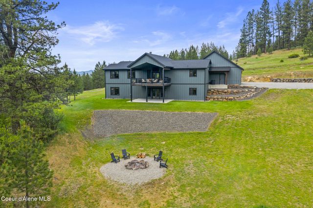 18568 W Heavens Gate RD, Post Falls, ID 83854