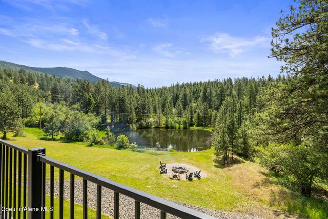 18568 W Heavens Gate RD, Post Falls, ID 83854