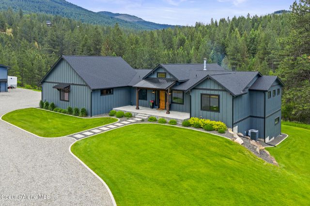 18568 W Heavens Gate RD, Post Falls, ID 83854