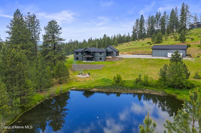 18568 W Heavens Gate RD, Post Falls, ID 83854