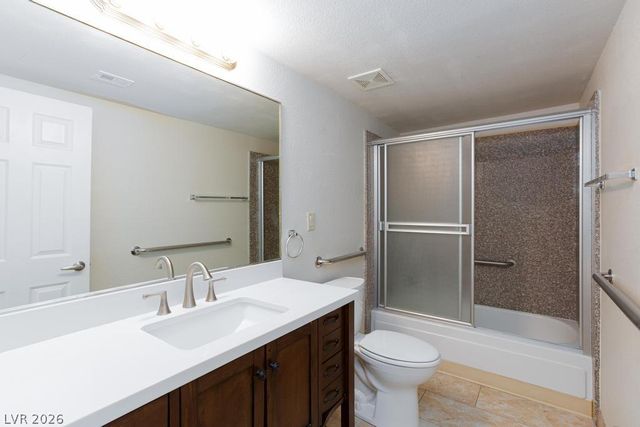 5081 River Glen Drive 127, Las Vegas, NV 89103