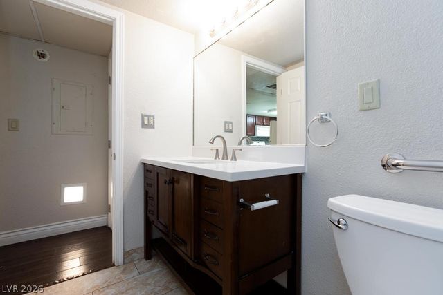 5081 River Glen Drive 127, Las Vegas, NV 89103