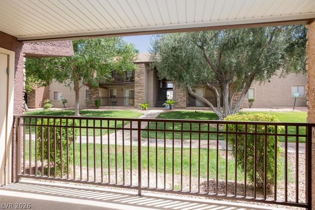 5081 River Glen Drive 127, Las Vegas, NV 89103