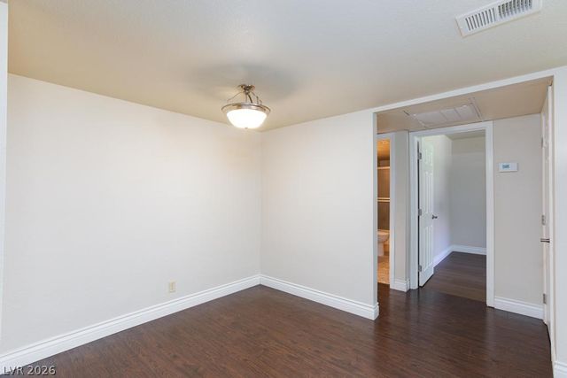 5081 River Glen Drive 127, Las Vegas, NV 89103
