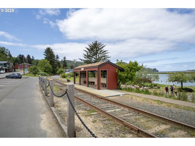 Bryant St 602 604, Wheeler, OR 97147