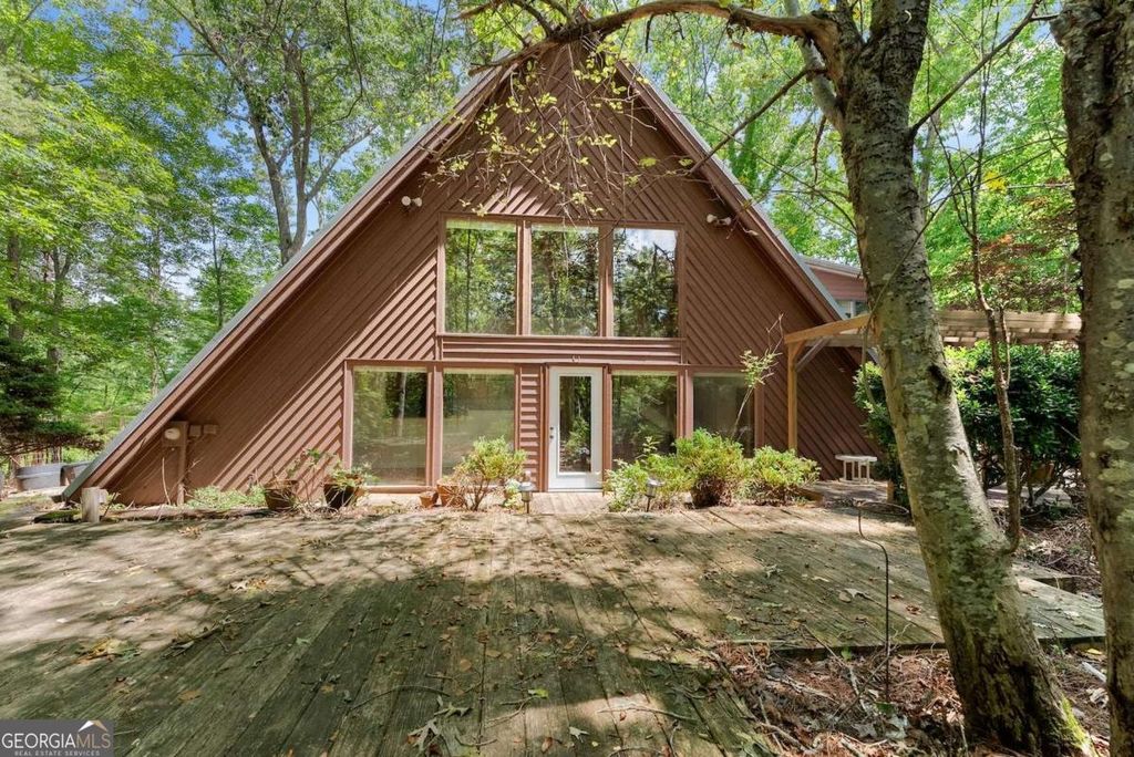 147 River Ridge Road N, Dahlonega, GA 30533