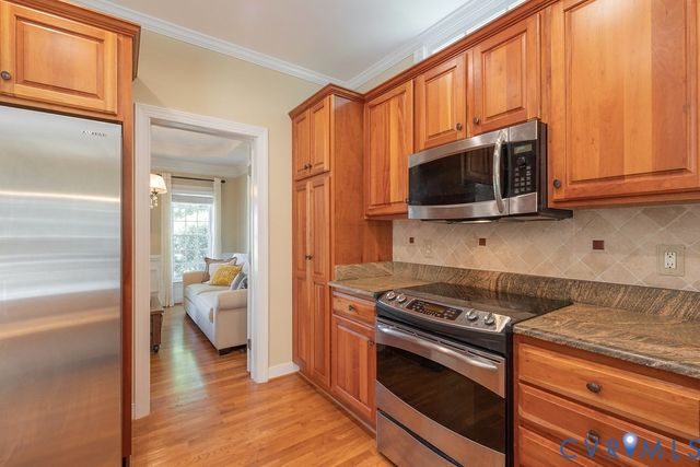 15731 Fox Marsh Dr, Moseley, VA 23120