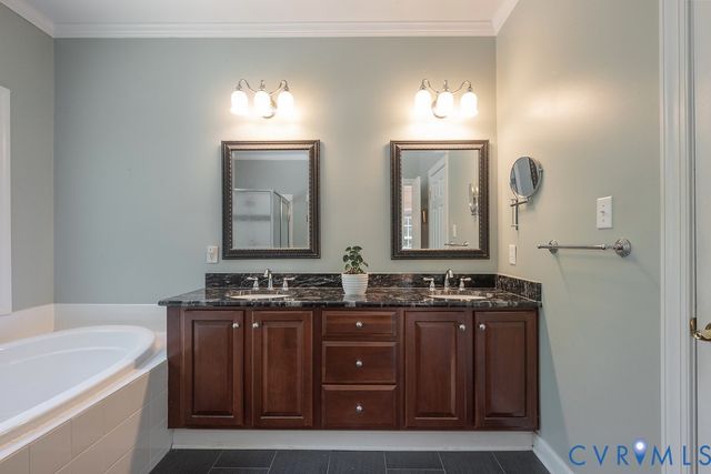 15731 Fox Marsh Dr, Moseley, VA 23120