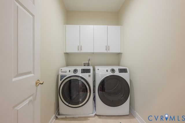 15731 Fox Marsh Dr, Moseley, VA 23120