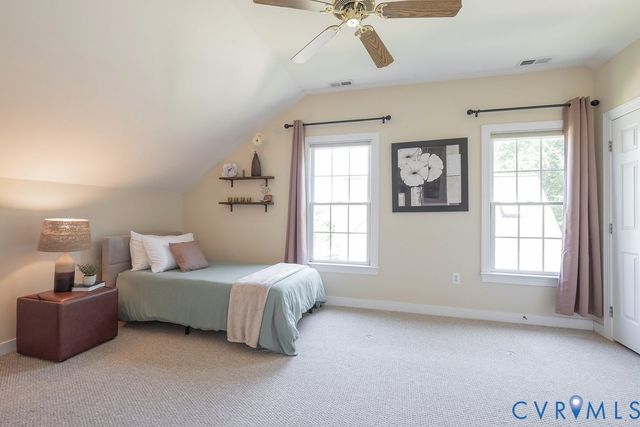 15731 Fox Marsh Dr, Moseley, VA 23120