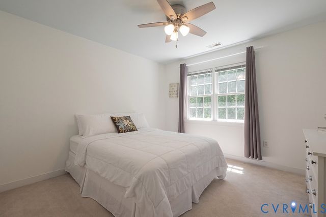 15731 Fox Marsh Dr, Moseley, VA 23120