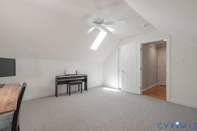 15731 Fox Marsh Dr, Moseley, VA 23120