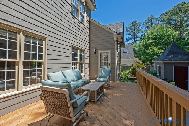 15731 Fox Marsh Dr, Moseley, VA 23120