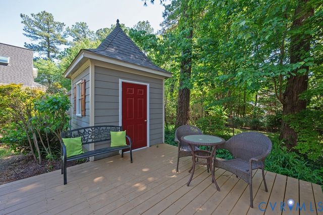 15731 Fox Marsh Dr, Moseley, VA 23120