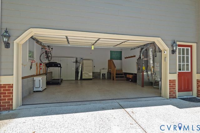 15731 Fox Marsh Dr, Moseley, VA 23120