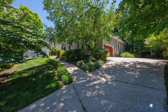 15731 Fox Marsh Dr, Moseley, VA 23120