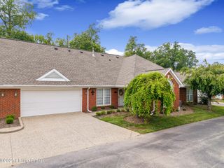10504 Monticello Forest Cir, Louisville, KY 40299