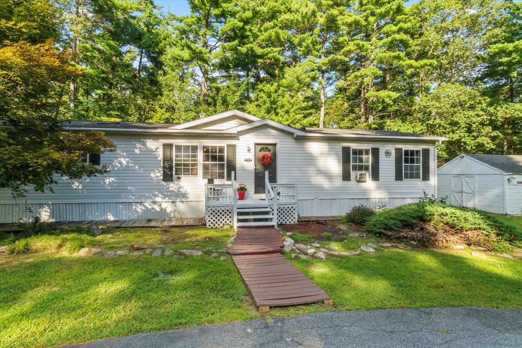 735 Turnpike Road, Greenville, NH 03048