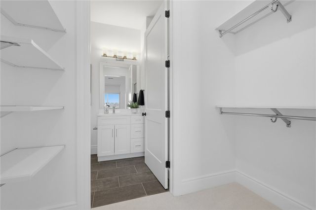 1 1st Street 310, Oakmont, PA 15139