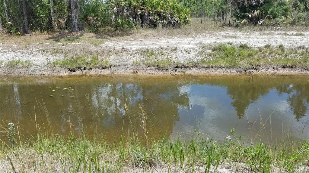 933 Memphis AVE, LEHIGH ACRES, FL 33974 — photo 4