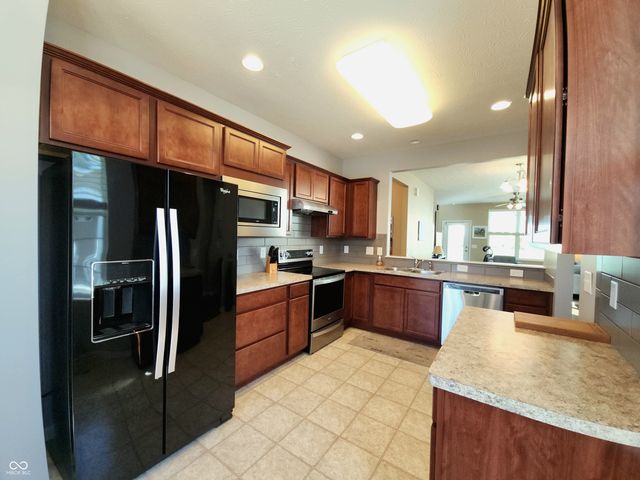 5108 Silverbell Drive, Plainfield, IN 46168