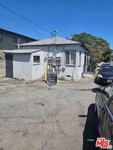 8719 Orchard Avenue, Los Angeles, CA 90044