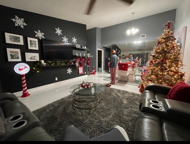 7620 NW 38th Court, Sunrise, FL 33351