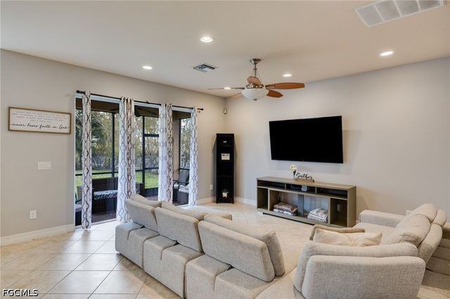 10519 Winged Elm LN, Fort Myers, FL 33913