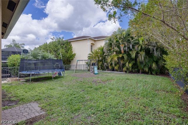 10519 Winged Elm LN, Fort Myers, FL 33913