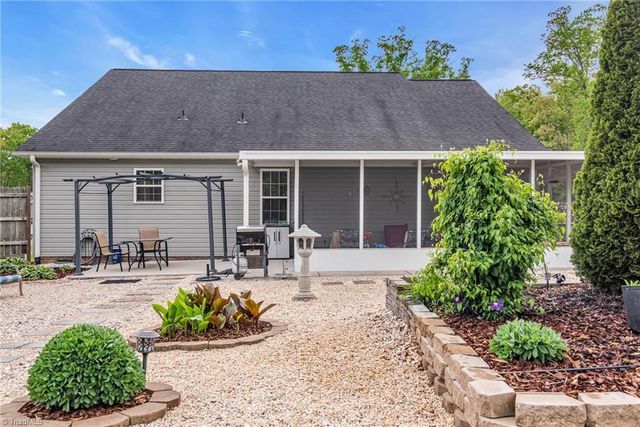 1175 Long Creek Lane, Salisbury, NC 28146