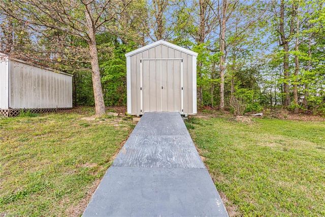 1175 Long Creek Lane, Salisbury, NC 28146