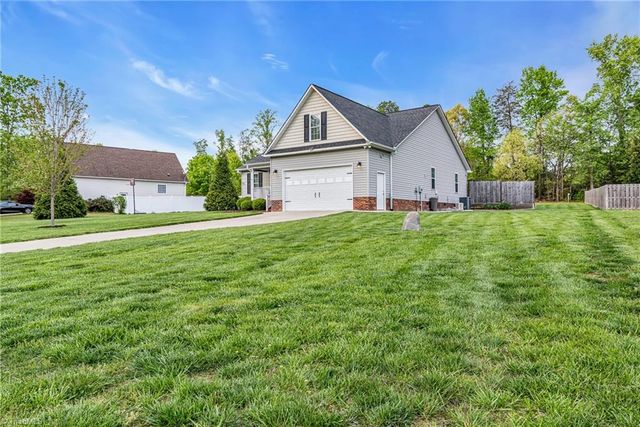 1175 Long Creek Lane, Salisbury, NC 28146