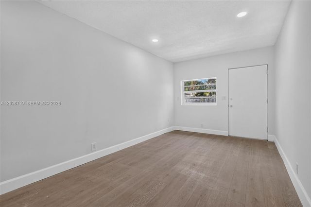 258 SW 8th St, Dania Beach, FL 33004