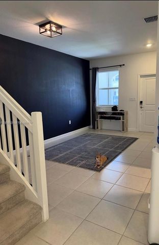 16220 SW 288th Ter, Homestead, FL 33033