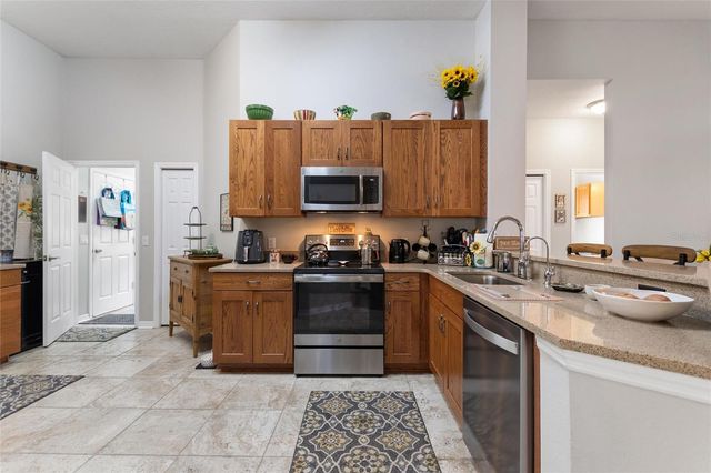 53 HIGH VISTA DR, Davenport, FL 33837