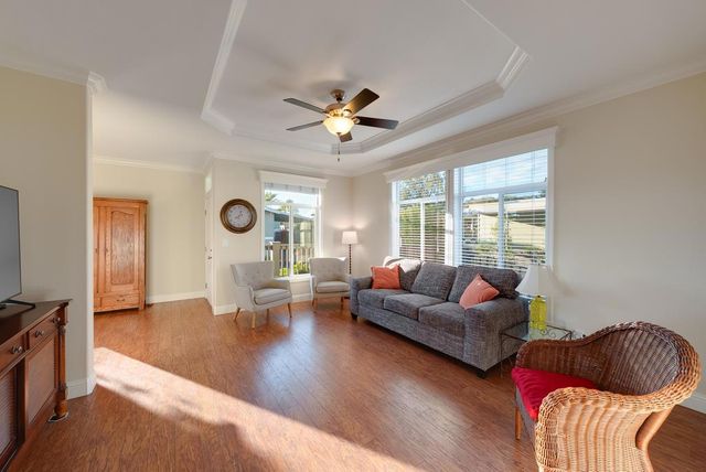 27 Pepperwood Way, Soquel, CA 95073