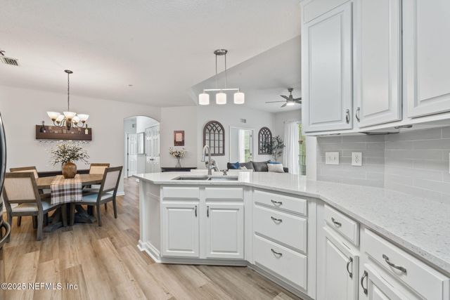 785 OAKLEAF PLANTATION Parkway, 222, Orange Park, FL 32065