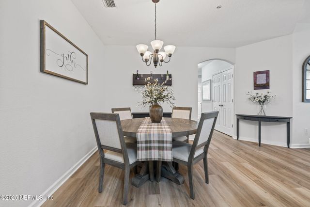 785 OAKLEAF PLANTATION Parkway, 222, Orange Park, FL 32065