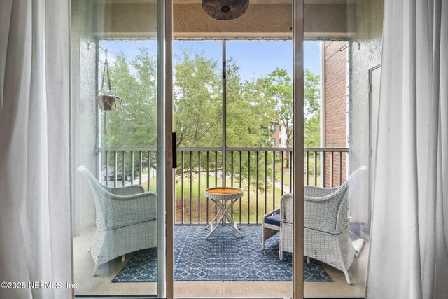 785 OAKLEAF PLANTATION Parkway, 222, Orange Park, FL 32065