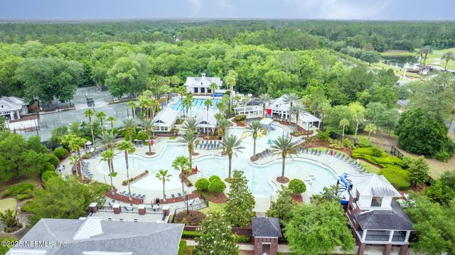 785 OAKLEAF PLANTATION Parkway, 222, Orange Park, FL 32065