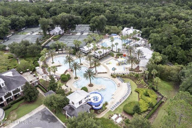 785 OAKLEAF PLANTATION Parkway, 222, Orange Park, FL 32065