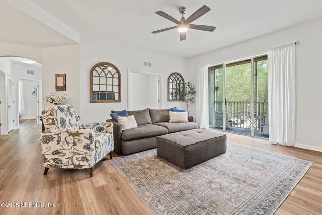 785 OAKLEAF PLANTATION Parkway, 222, Orange Park, FL 32065