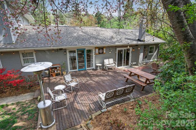 3 Ellenwood Drive, Asheville, NC 28804
